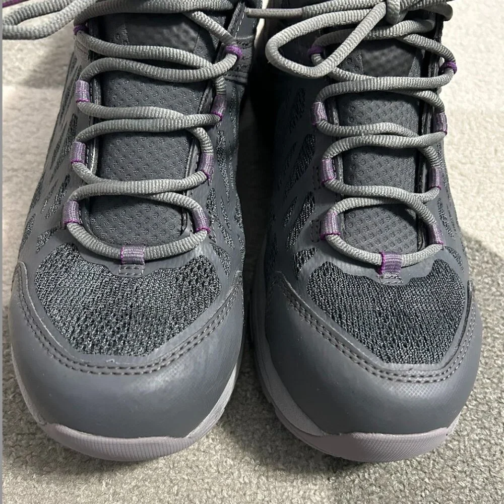 Red Wing‎ CoolTech Athletics Non-Metallic Steel Safety Toe Work Shoes Women's 9D